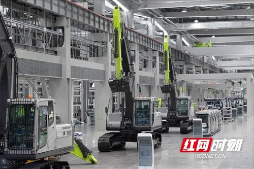 綠色 加 力 節(jié)能 減 碳 中聯(lián)重科一加一減樹(shù)立行業(yè)標(biāo)桿